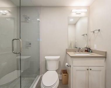 4954 Camdale Court - Photo Thumbnail 6
