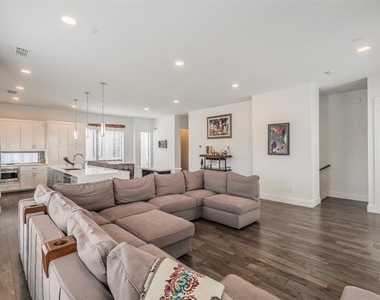 4954 Camdale Court - Photo Thumbnail 16