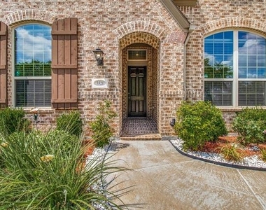 3521 Washington Drive - Photo Thumbnail 1