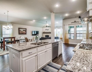 3521 Washington Drive - Photo Thumbnail 5