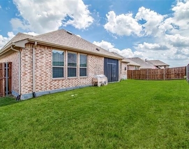 3521 Washington Drive - Photo Thumbnail 19