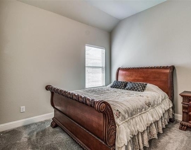 3521 Washington Drive - Photo Thumbnail 15