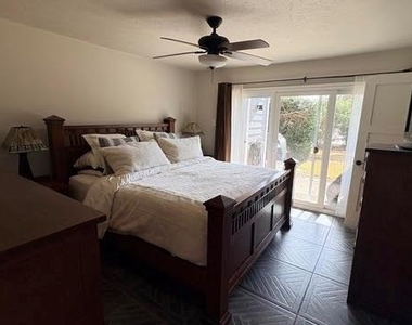 300 Rush Creek Drive - Photo Thumbnail 5