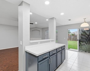 2457 Eagle Mountain Drive - Photo Thumbnail 6