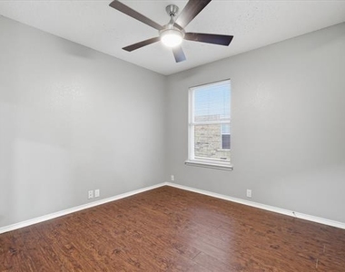 2457 Eagle Mountain Drive - Photo Thumbnail 17