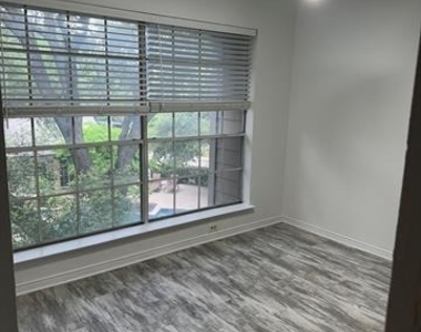9801 Royal Lane - Photo Thumbnail 13