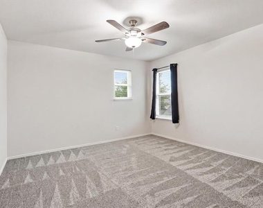1356 N Cozumel Street - Photo Thumbnail 21
