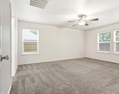 1356 N Cozumel Street - Photo Thumbnail 12
