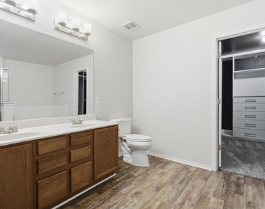1356 N Cozumel Street - Photo Thumbnail 14