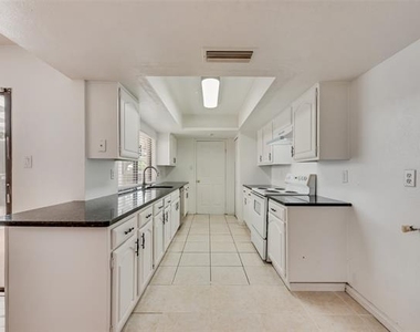 3316 John Muir Court - Photo Thumbnail 17