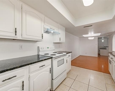 3316 John Muir Court - Photo Thumbnail 18