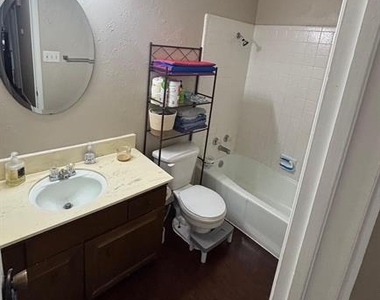 6501 Dunn Drive - Photo Thumbnail 11