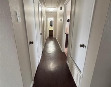 6501 Dunn Drive - Photo Thumbnail 6