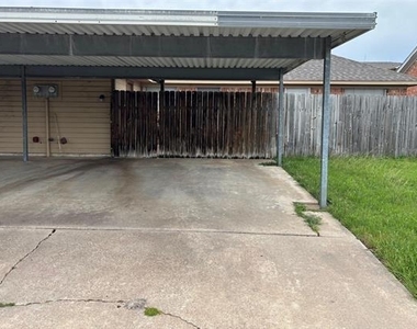 6501 Dunn Drive - Photo Thumbnail 16