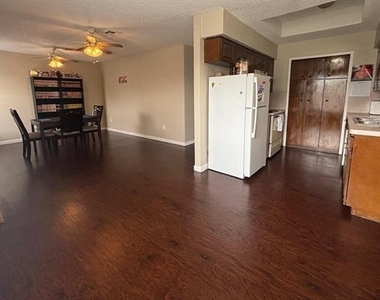 6501 Dunn Drive - Photo Thumbnail 4