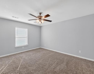 523 Bennie Leonard Street - Photo Thumbnail 27