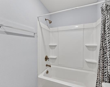 523 Bennie Leonard Street - Photo Thumbnail 24