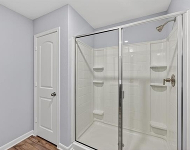 523 Bennie Leonard Street - Photo Thumbnail 17