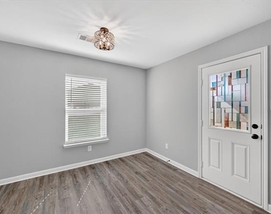 523 Bennie Leonard Street - Photo Thumbnail 26