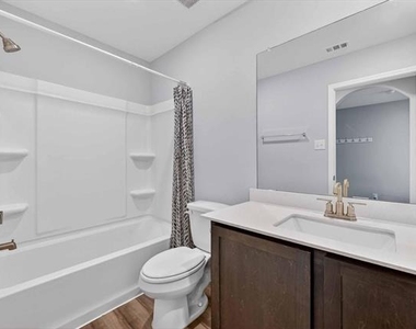 523 Bennie Leonard Street - Photo Thumbnail 25