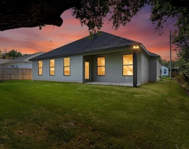 5105 Waterbury Court - Photo Thumbnail 32