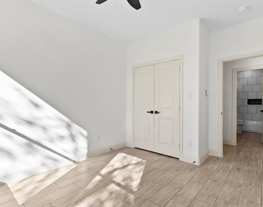 5105 Waterbury Court - Photo Thumbnail 25