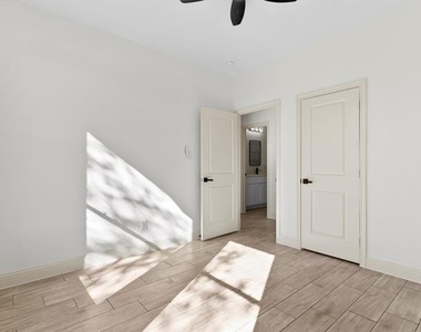 5105 Waterbury Court - Photo Thumbnail 26