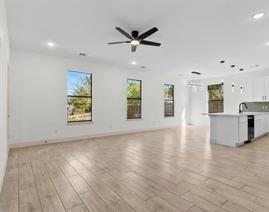 5105 Waterbury Court - Photo Thumbnail 13