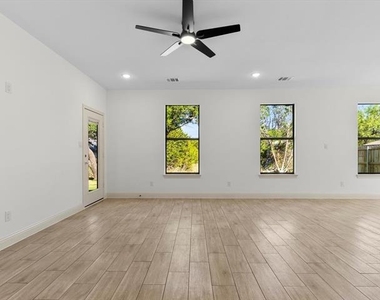 5105 Waterbury Court - Photo Thumbnail 15