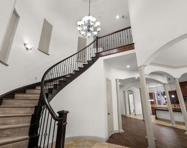 116 San Bernard Drive - Photo Thumbnail 23