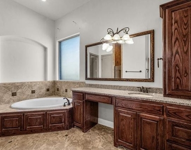 116 San Bernard Drive - Photo Thumbnail 18