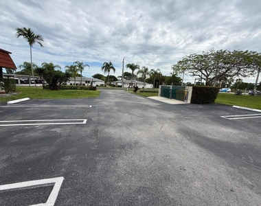 12009 W Poinciana Boulevard - Photo Thumbnail 2