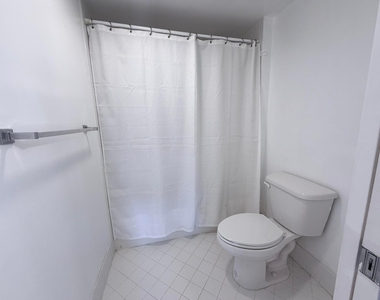 12650 Sw 15th Street - Photo Thumbnail 3