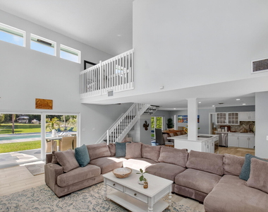 6701 Hillside Lane - Photo Thumbnail 11