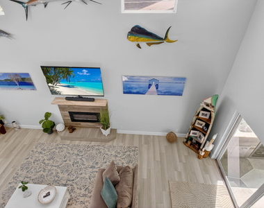 6701 Hillside Lane - Photo Thumbnail 33