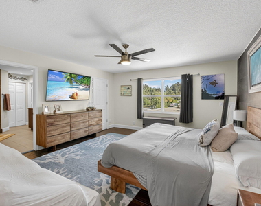 6701 Hillside Lane - Photo Thumbnail 36