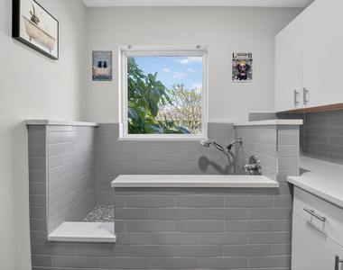 6701 Hillside Lane - Photo Thumbnail 32
