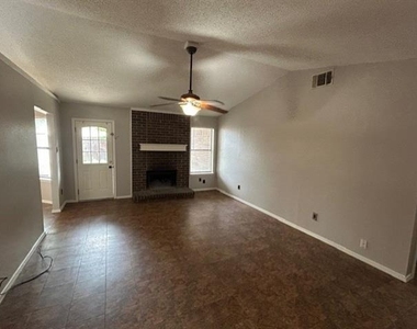 1200 Wyndham Drive - Photo Thumbnail 3