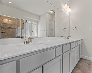 3000 Crestwater Ridge - Photo Thumbnail 17