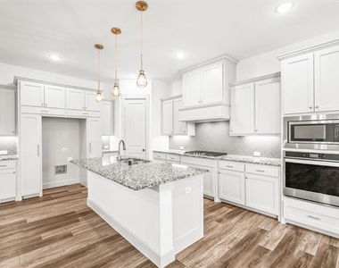 7937 Piedmont Avenue - Photo Thumbnail 9