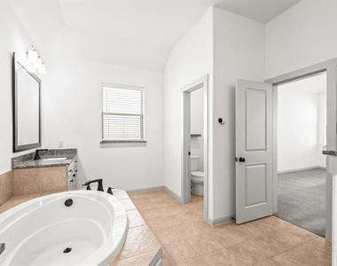 7937 Piedmont Avenue - Photo Thumbnail 26