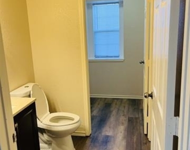 5039 Mountain Spring Trail - Photo Thumbnail 3