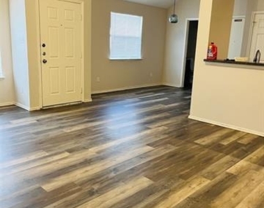 5039 Mountain Spring Trail - Photo Thumbnail 1