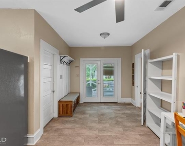 4320 Greenwood Boulevard - Photo Thumbnail 26
