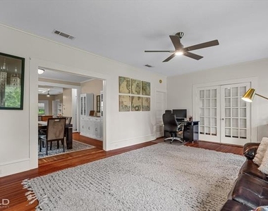 4320 Greenwood Boulevard - Photo Thumbnail 15