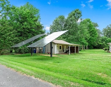 4320 Greenwood Boulevard - Photo Thumbnail 8