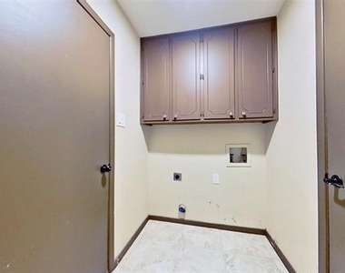 7294 Church Park Drive - Photo Thumbnail 13