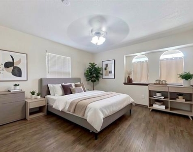 7294 Church Park Drive - Photo Thumbnail 12