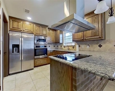 7294 Church Park Drive - Photo Thumbnail 4
