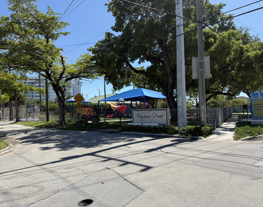 13155 Ixora Court - Photo Thumbnail 8